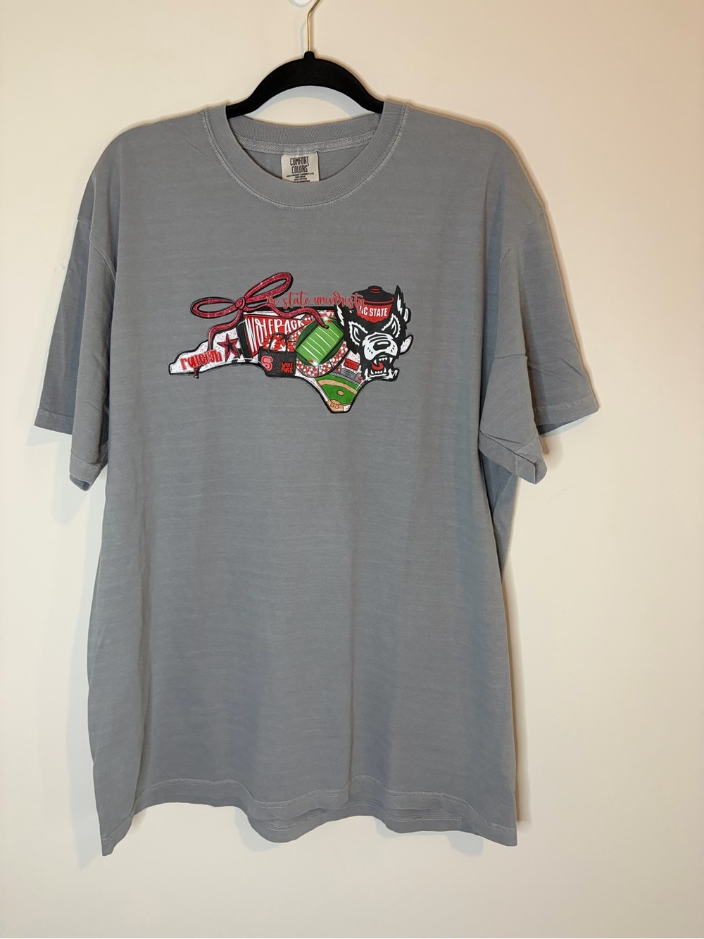 Comfort Colors NC State Wolfpack Gameday Gray Short Sleeve Graphic Tee